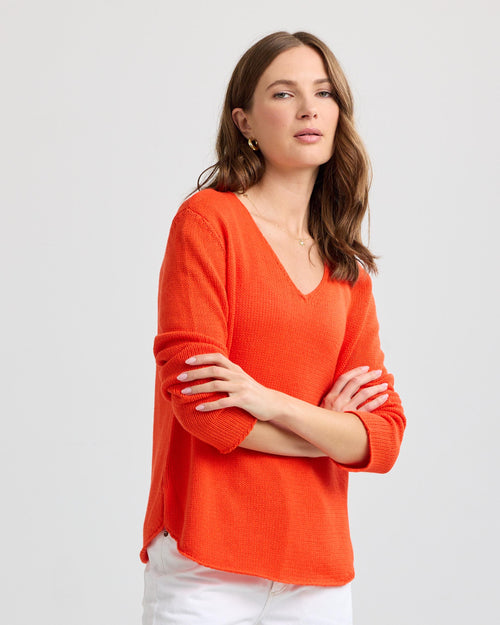 Round Edge V-Neck