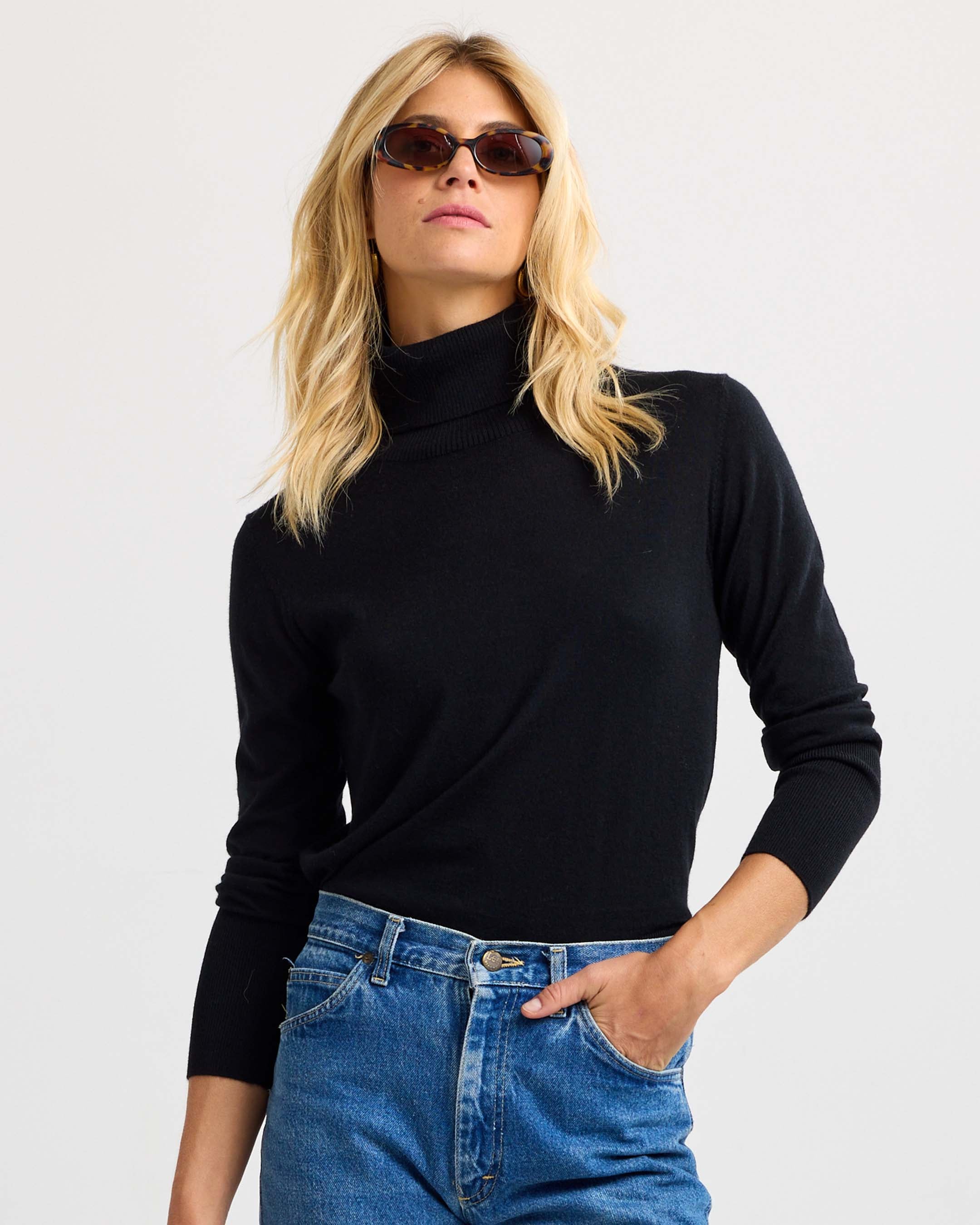 Worsted Cashmere Turtleneck