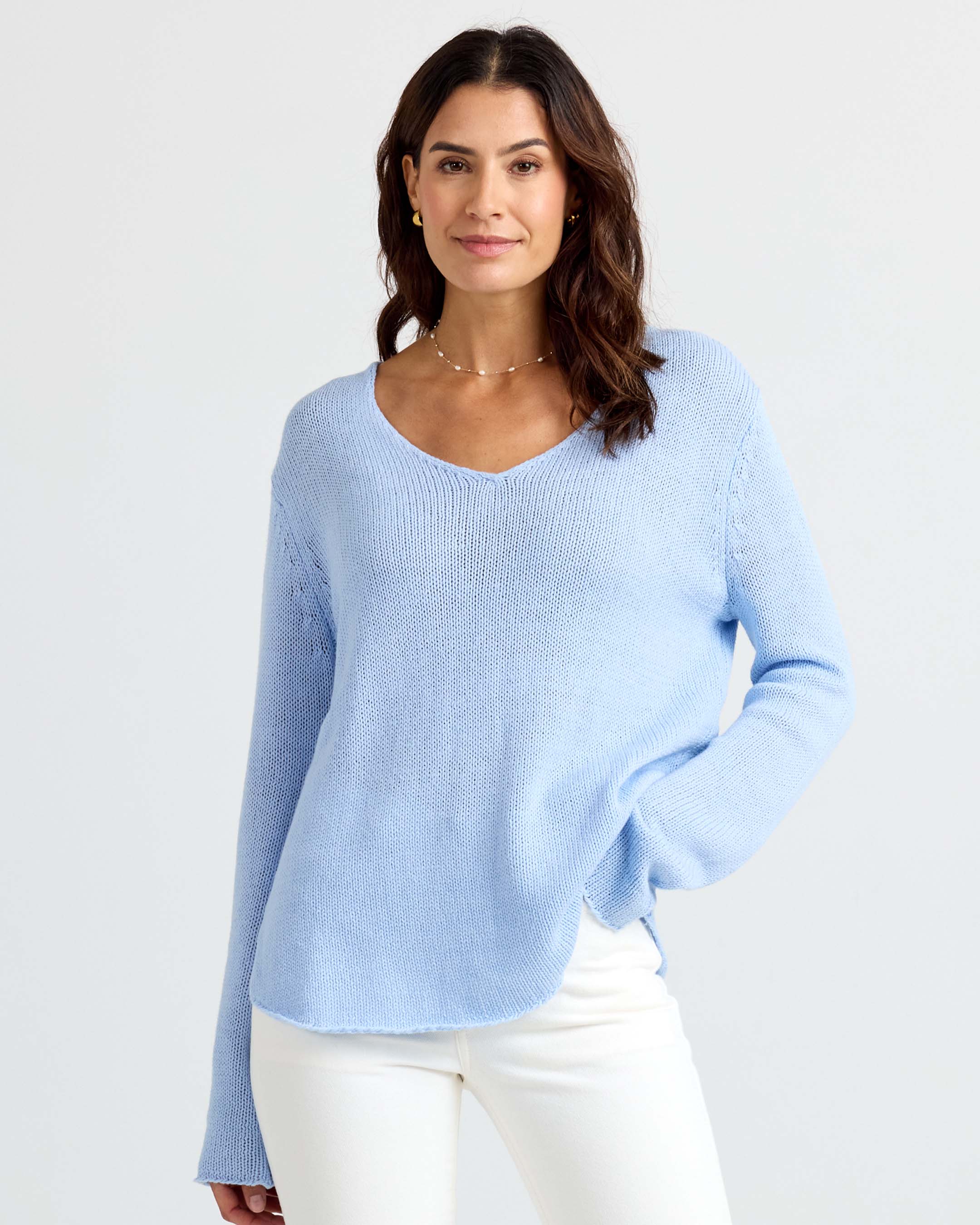 Round Edge V-Neck