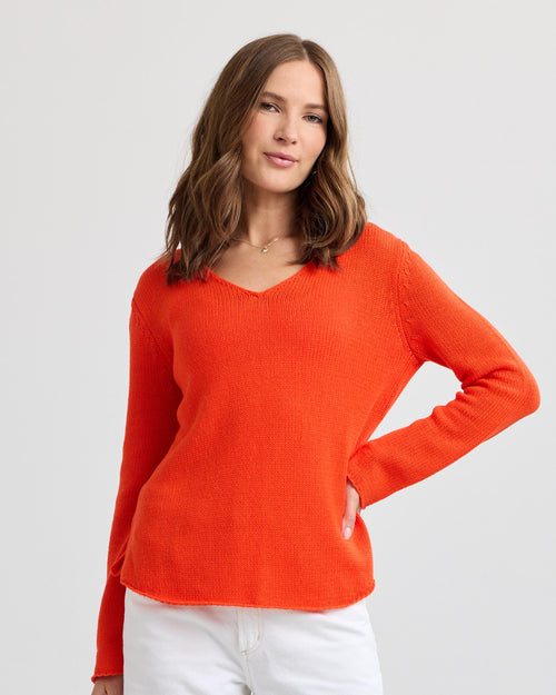 Round Edge V-Neck