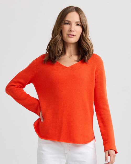 Round Edge V-Neck