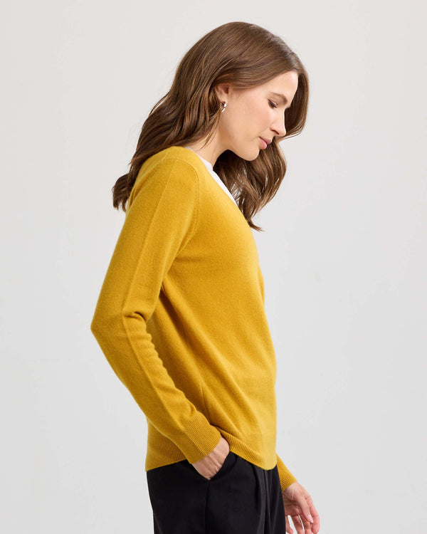 Essential Cashmere V-Neck