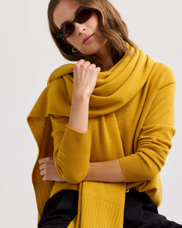 Essential Cashmere V-Neck