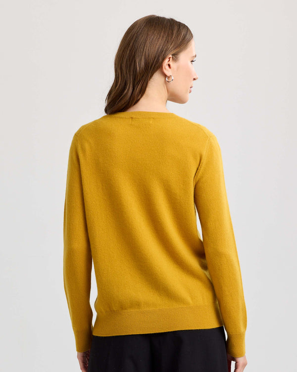 Essential Cashmere V-Neck