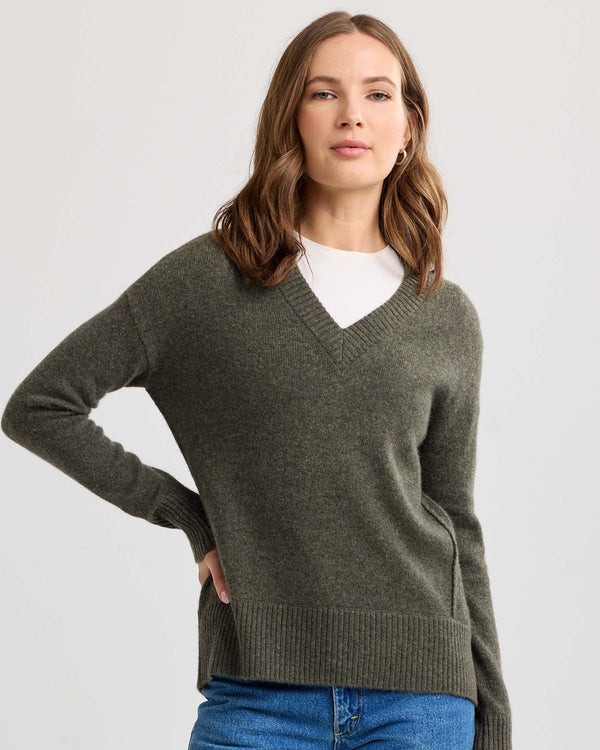 Cashmere Forward Seam V-Neck