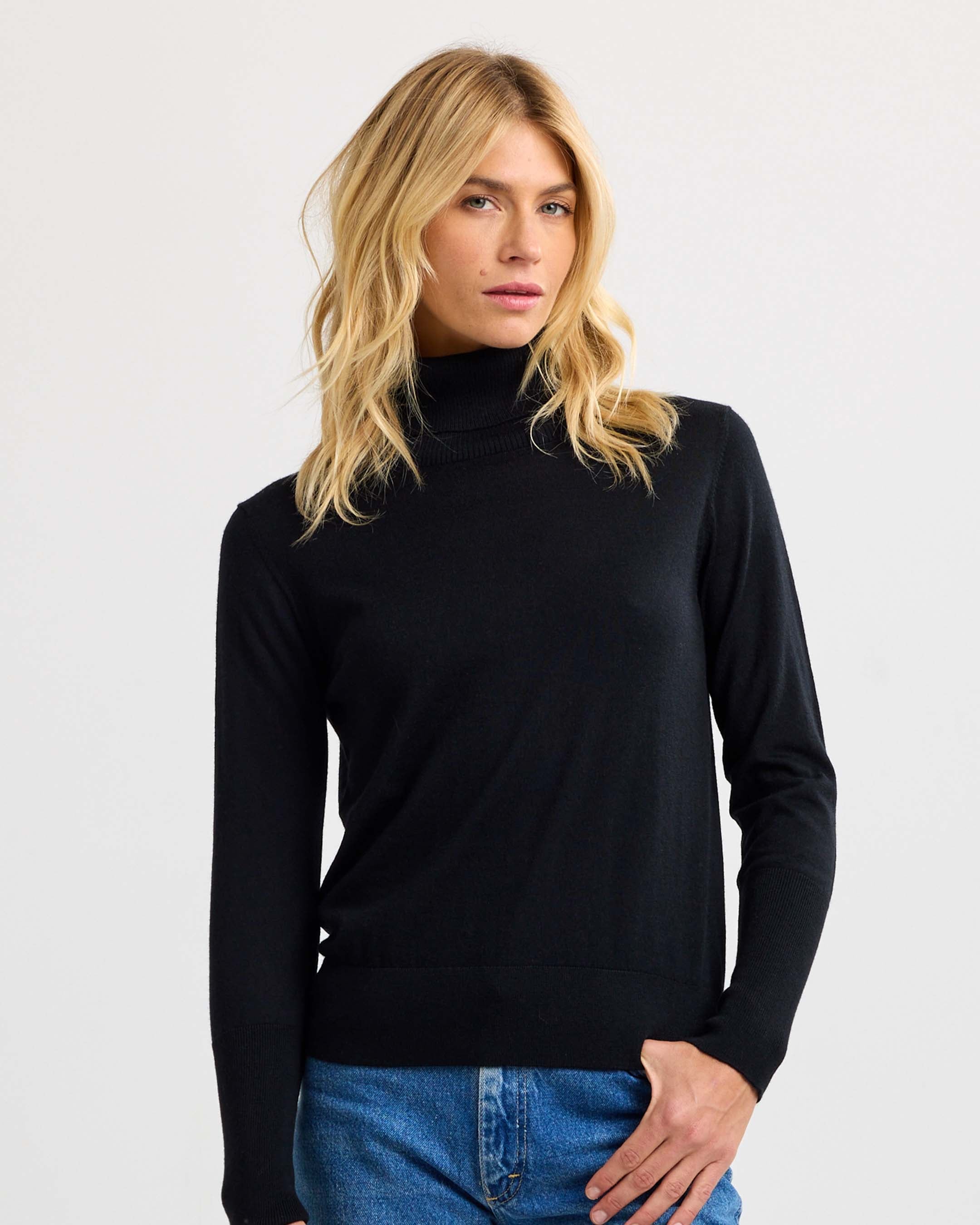 Worsted Cashmere Turtleneck