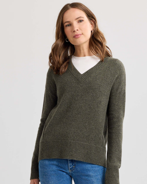 Cashmere Forward Seam V-Neck