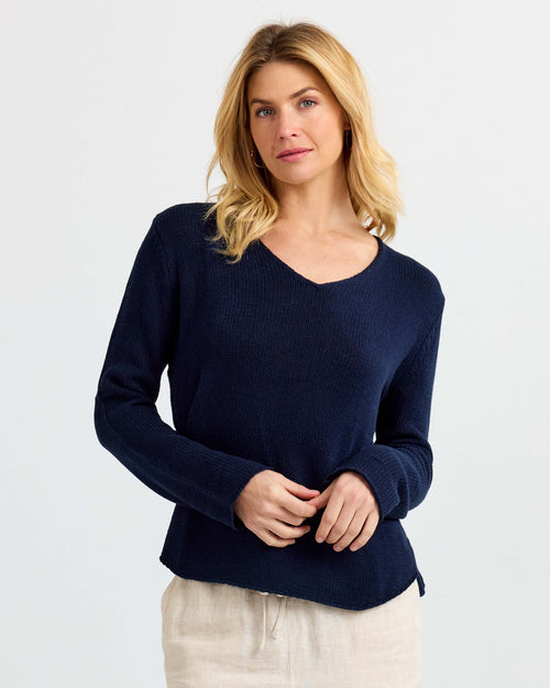Round Edge V-Neck