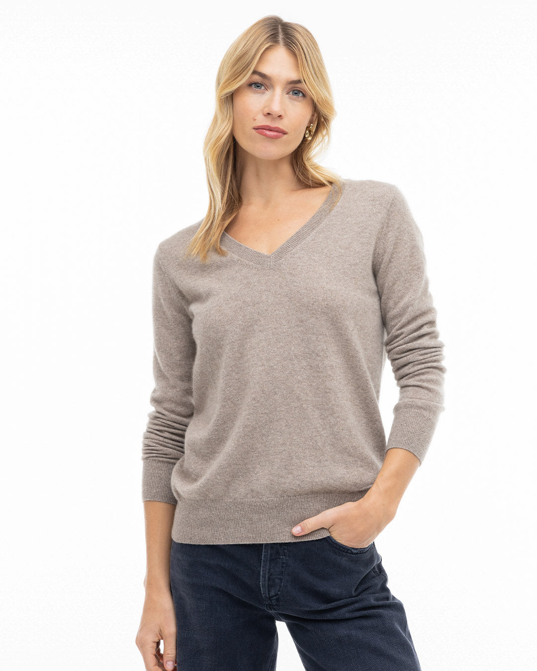 Essential Cashmere V-Neck | Pura Cashmere Essential Cashmere V-Neck | Pura Cashmere